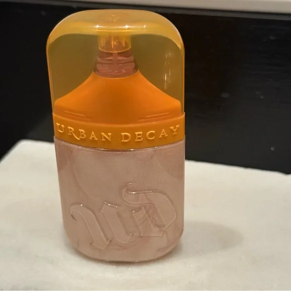 NWT- Urban Decay Bond Luminizer (Shade: Silver lake) Highlighter Bronzer 1fl oz - Picture 6 of 9